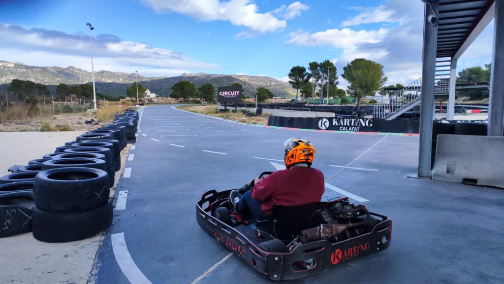 reunión anual de empresa con actividades